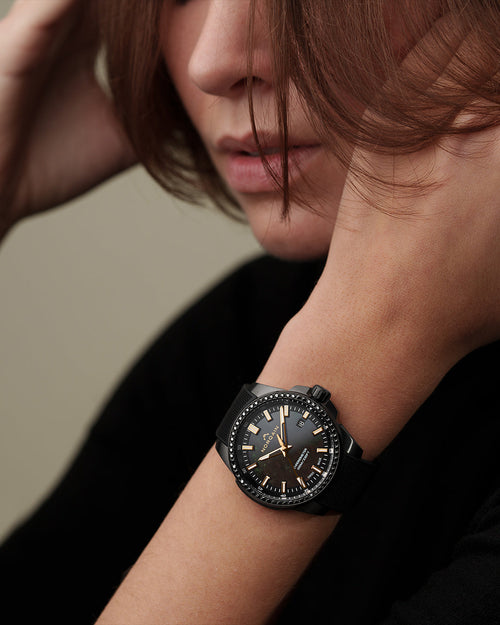 Independence 40mm Édition Limitée