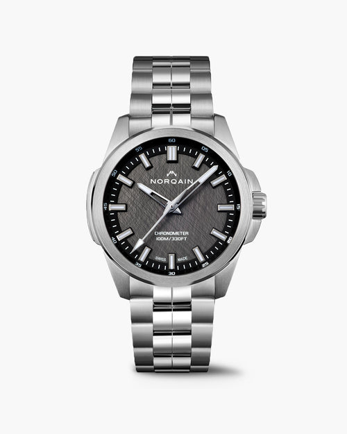 Independence JP Black Scratch 42mm