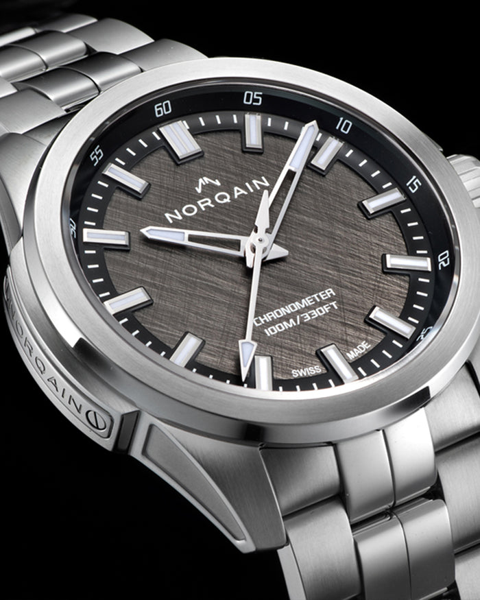 Independence JP Black Scratch 42mm