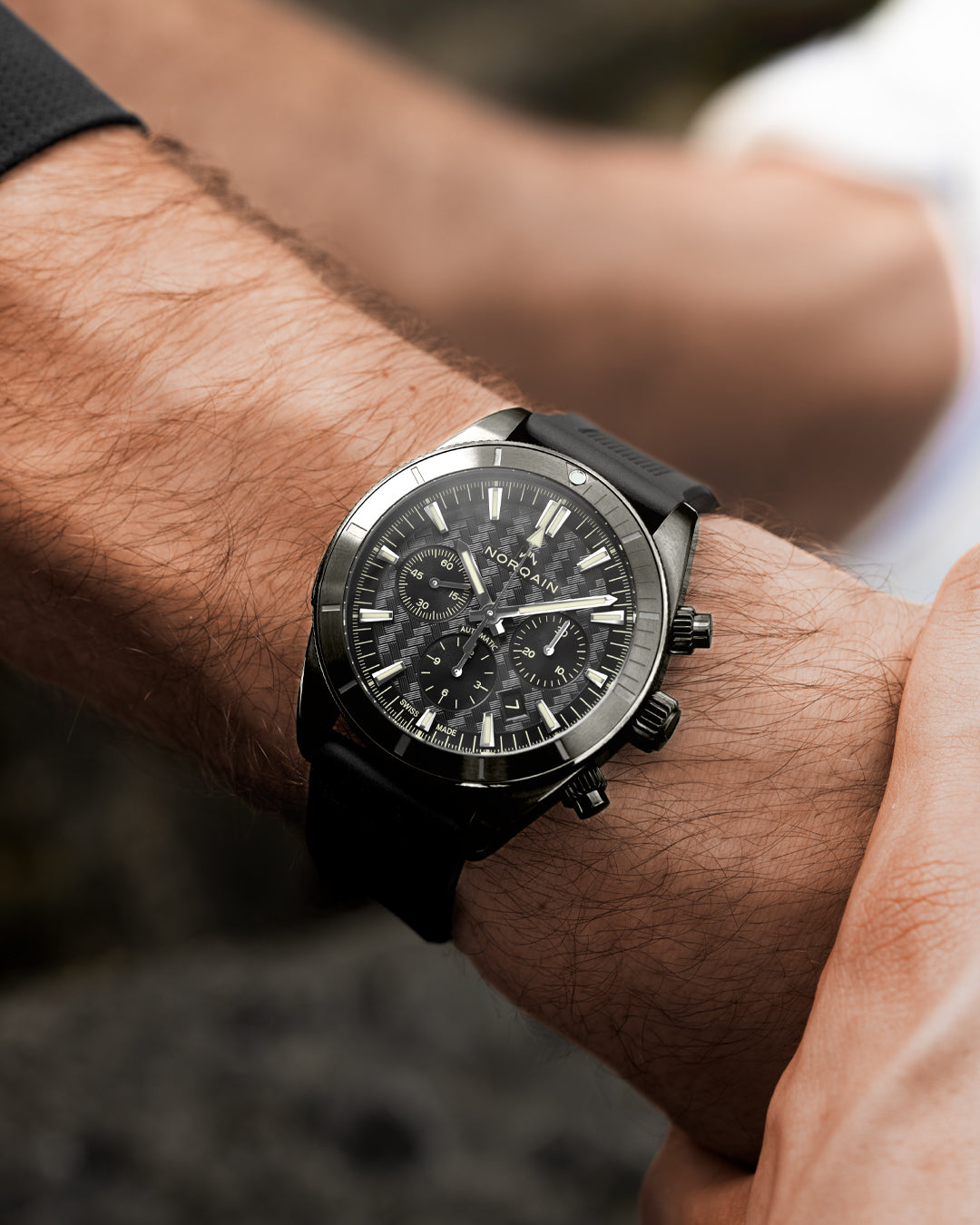ノリコンヌ Adventure Sport Chrono 44mm DLC | NORQAIN Swiss Made Watches - NORQAIN
