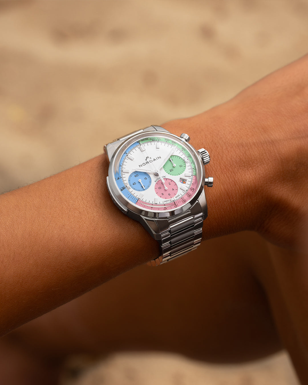 Freedom 60 Chrono 40mm Enjoy Life Special Edition | NORQAIN Swiss