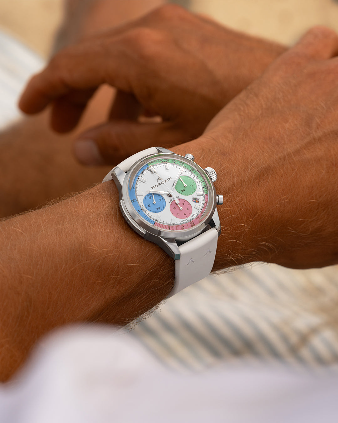 Freedom 60 Chrono 40mm Enjoy Life Special Edition | NORQAIN Swiss